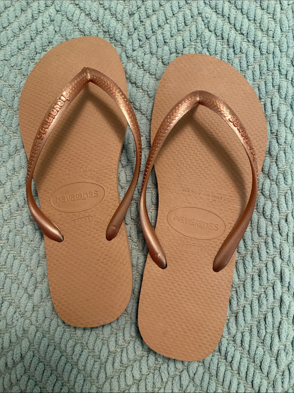 Havaianas Women’s Flip Flops - Rose Copper/Bronze - Picture 2 of 5
